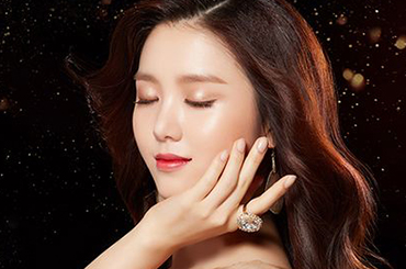 眼袋是怎么形成的？<a href='/zz/' target='_blank'><u>鄭州美萊</u></a>醫(yī)院去眼袋效果好嗎？